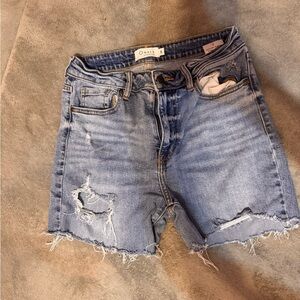 Oasis Women's Light Blue Ripped Jean Shorts